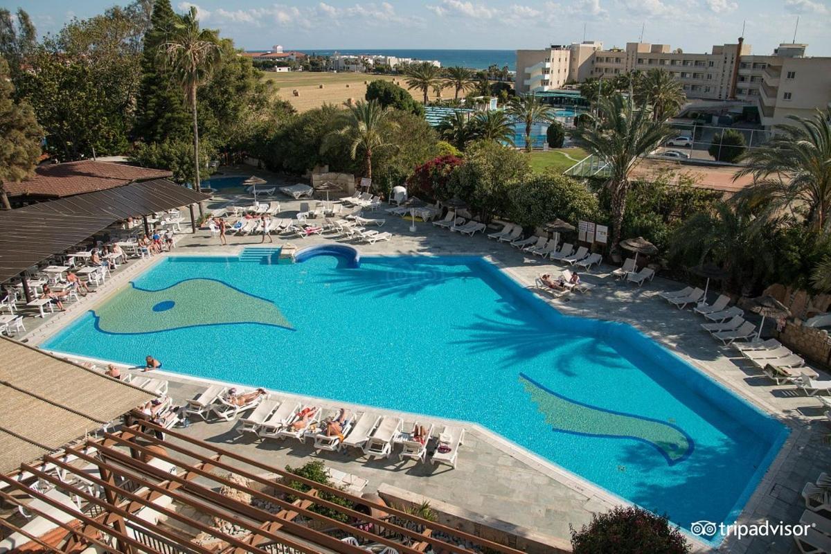 Always Welcome! Near Beach, Cml Swimming Pool Paphos ภายนอก รูปภาพ